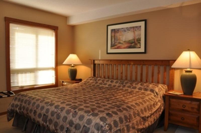 Fireside Lodge Sun Peaks Kamer foto